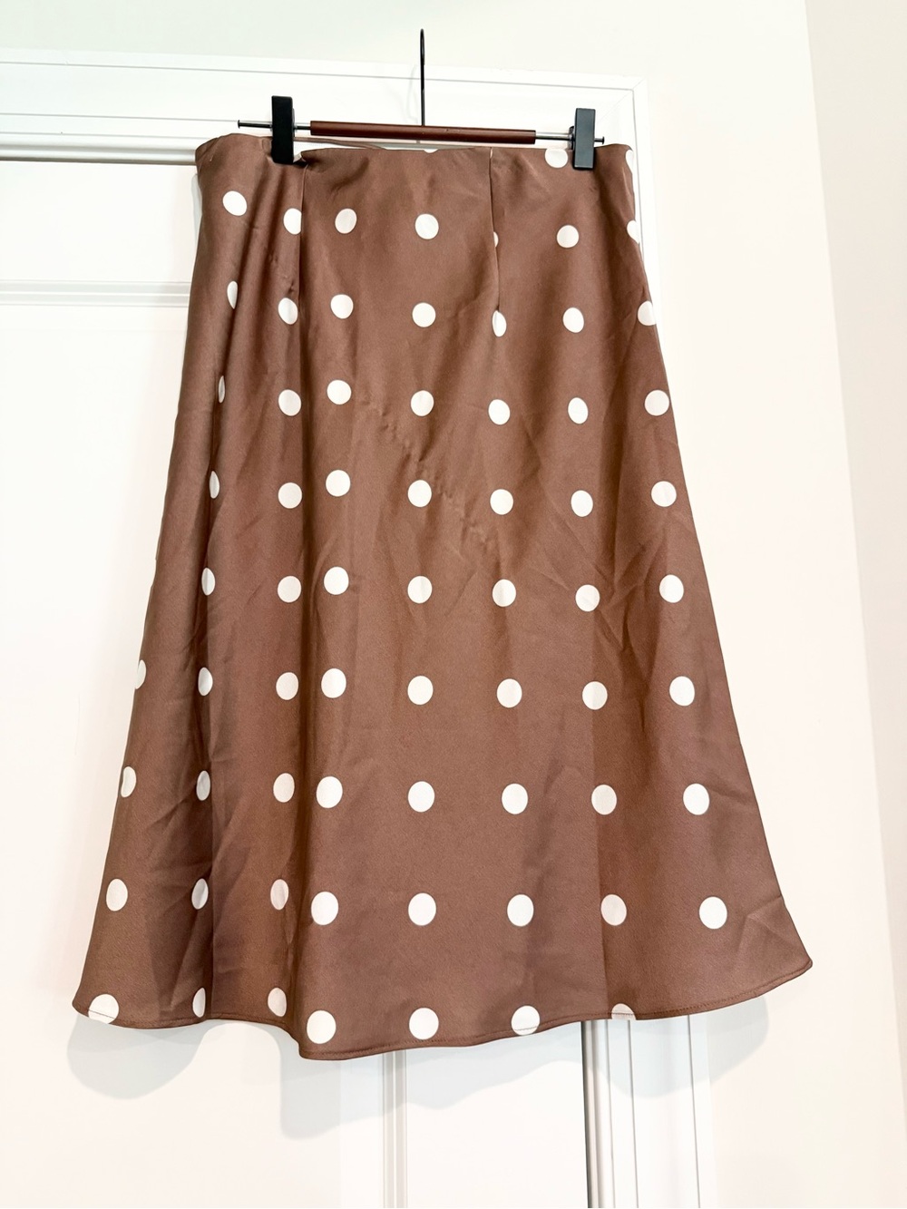 NWT LOFT Brown Midi Skirt with White Polka Dots - Picture 3 of 4